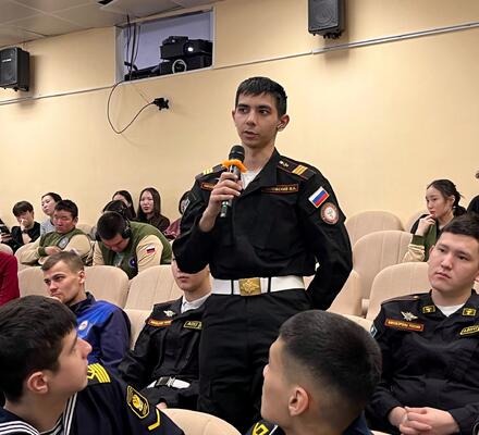 В Историческом парке состоялся «Диалог на равных» с ветеранами СВО